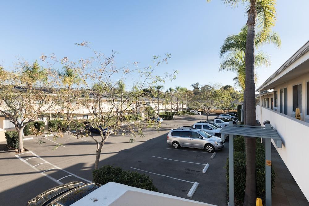 Sandpiper Lodge - Santa Barbara Exterior photo